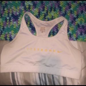 Nike Classic Sports Bra